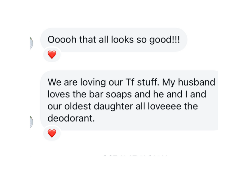 Text messages expressing satisfaction with a product, featuring heart emojis.